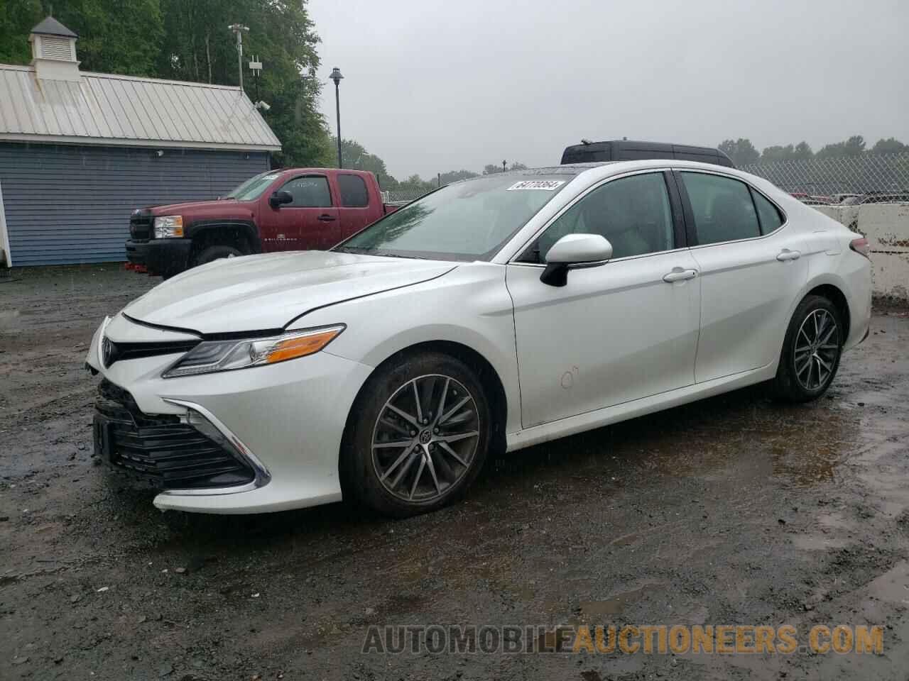 4T1F11BK4MU032987 TOYOTA CAMRY 2021