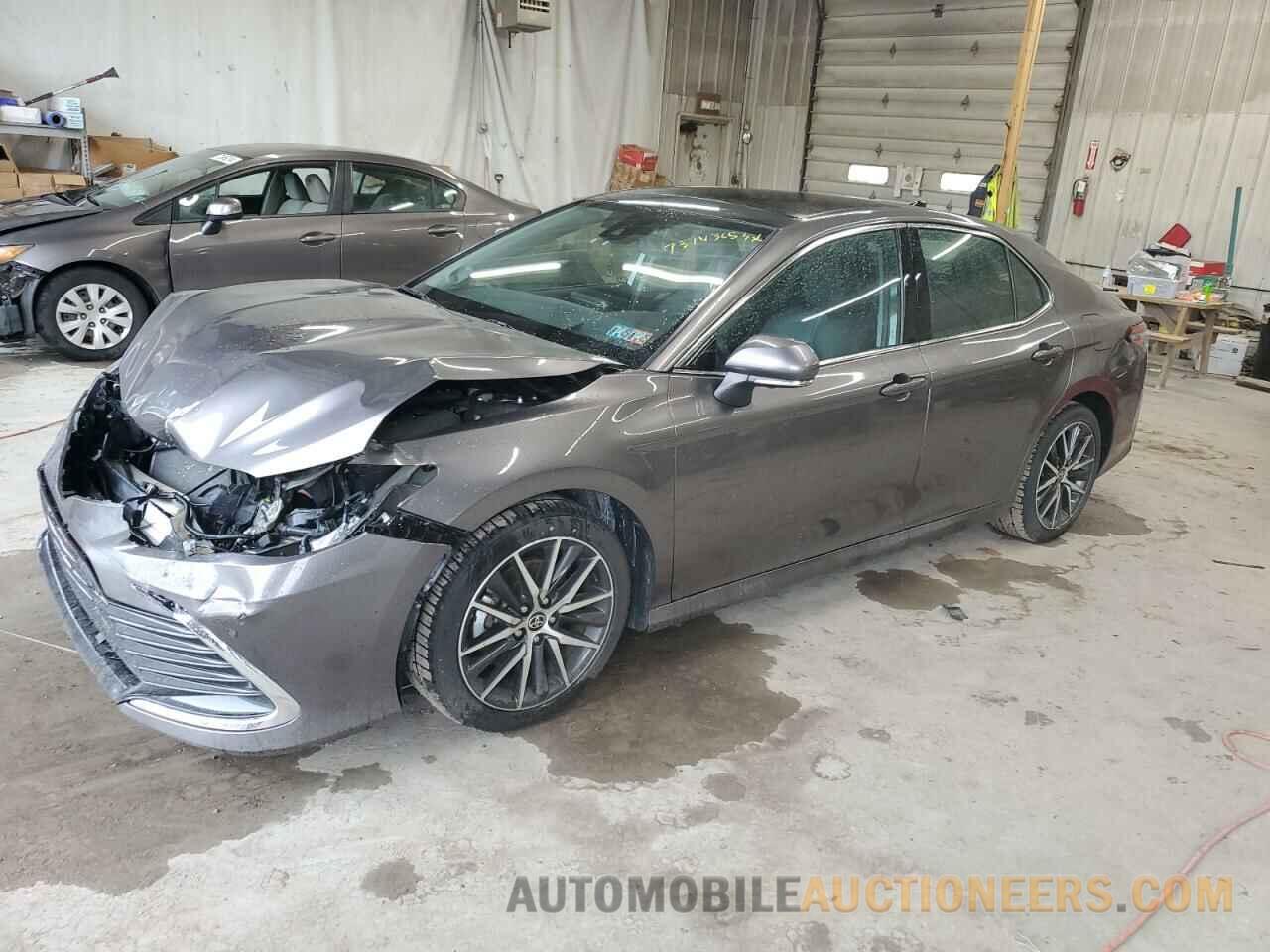 4T1F11BK6MU039763 TOYOTA CAMRY 2021