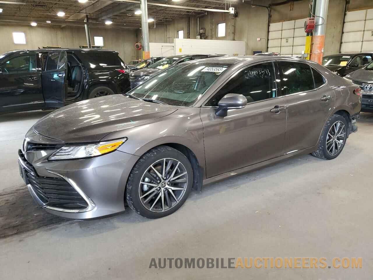 4T1F11BK7MU028755 TOYOTA CAMRY 2021