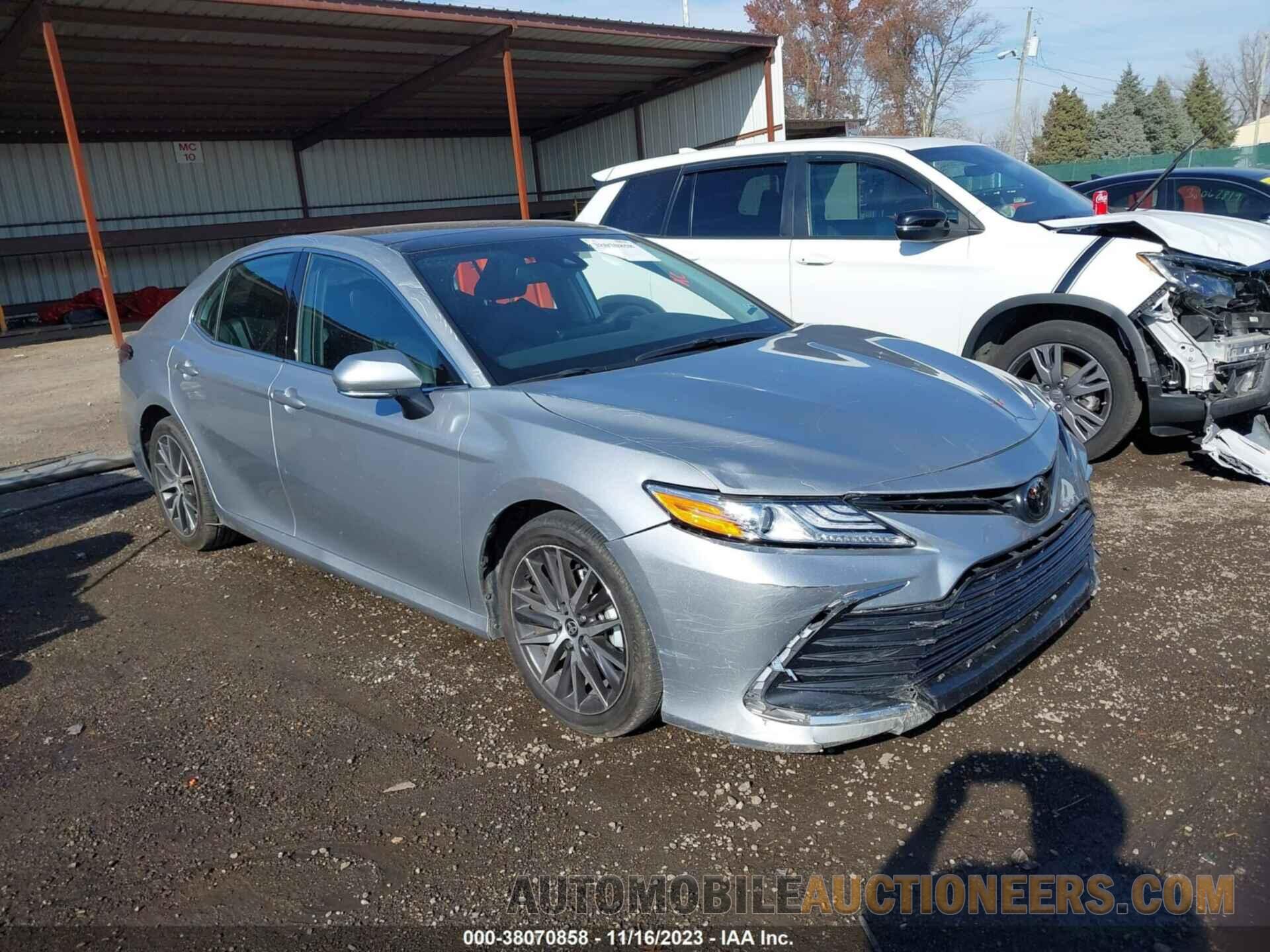 4T1F11BK8NU064259 TOYOTA CAMRY 2022