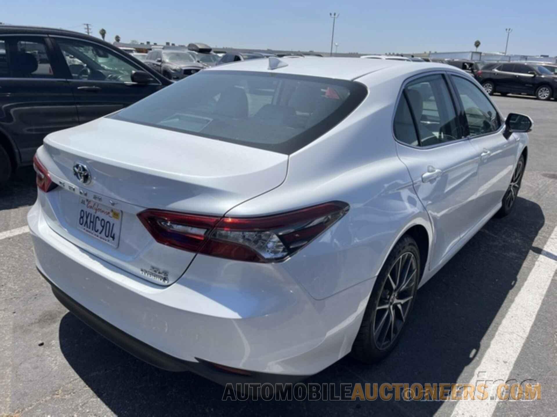 4T1F31AK1MU562703 TOYOTA CAMRY 2021