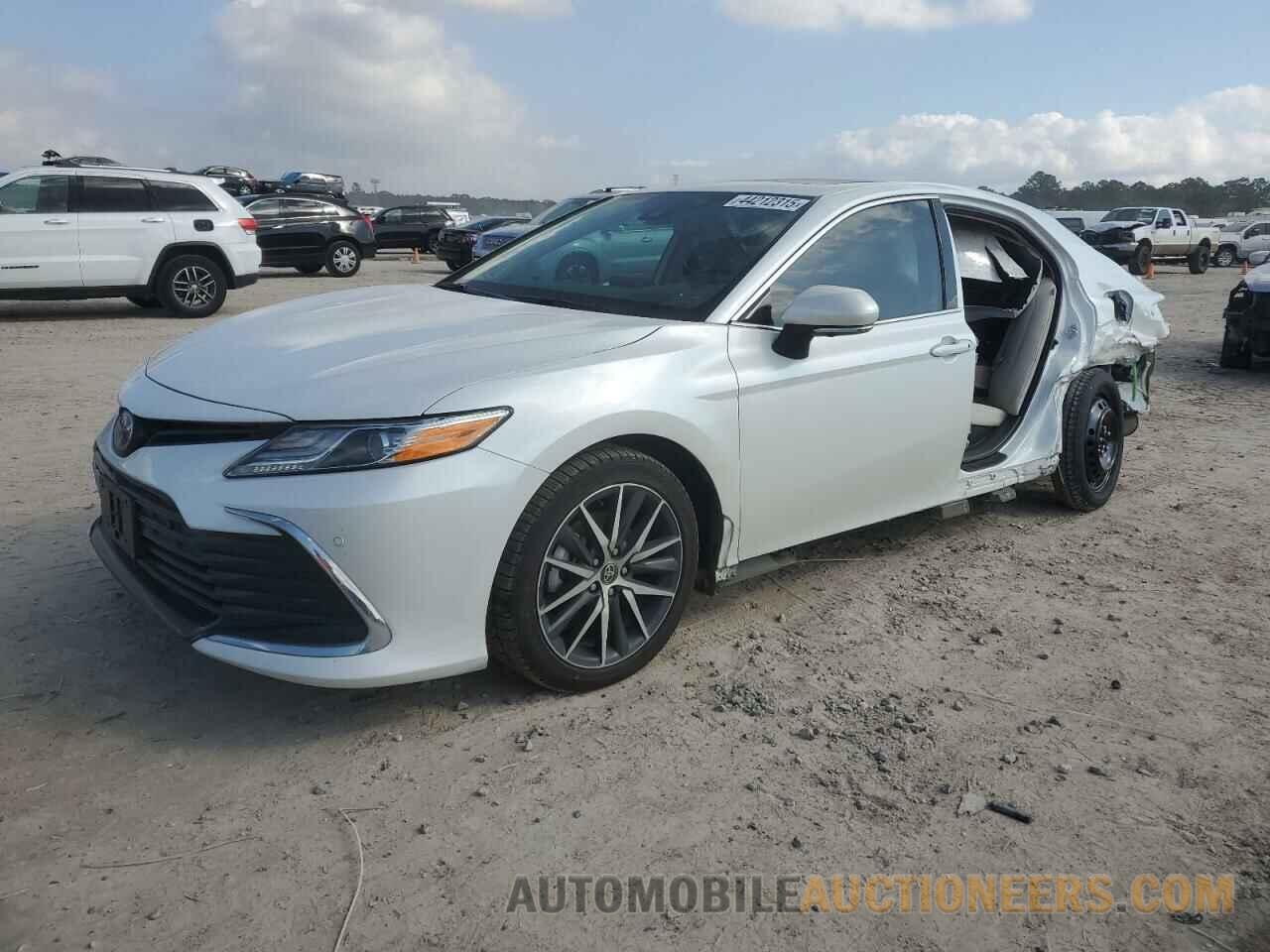 4T1F31AK2NU035870 TOYOTA CAMRY 2022