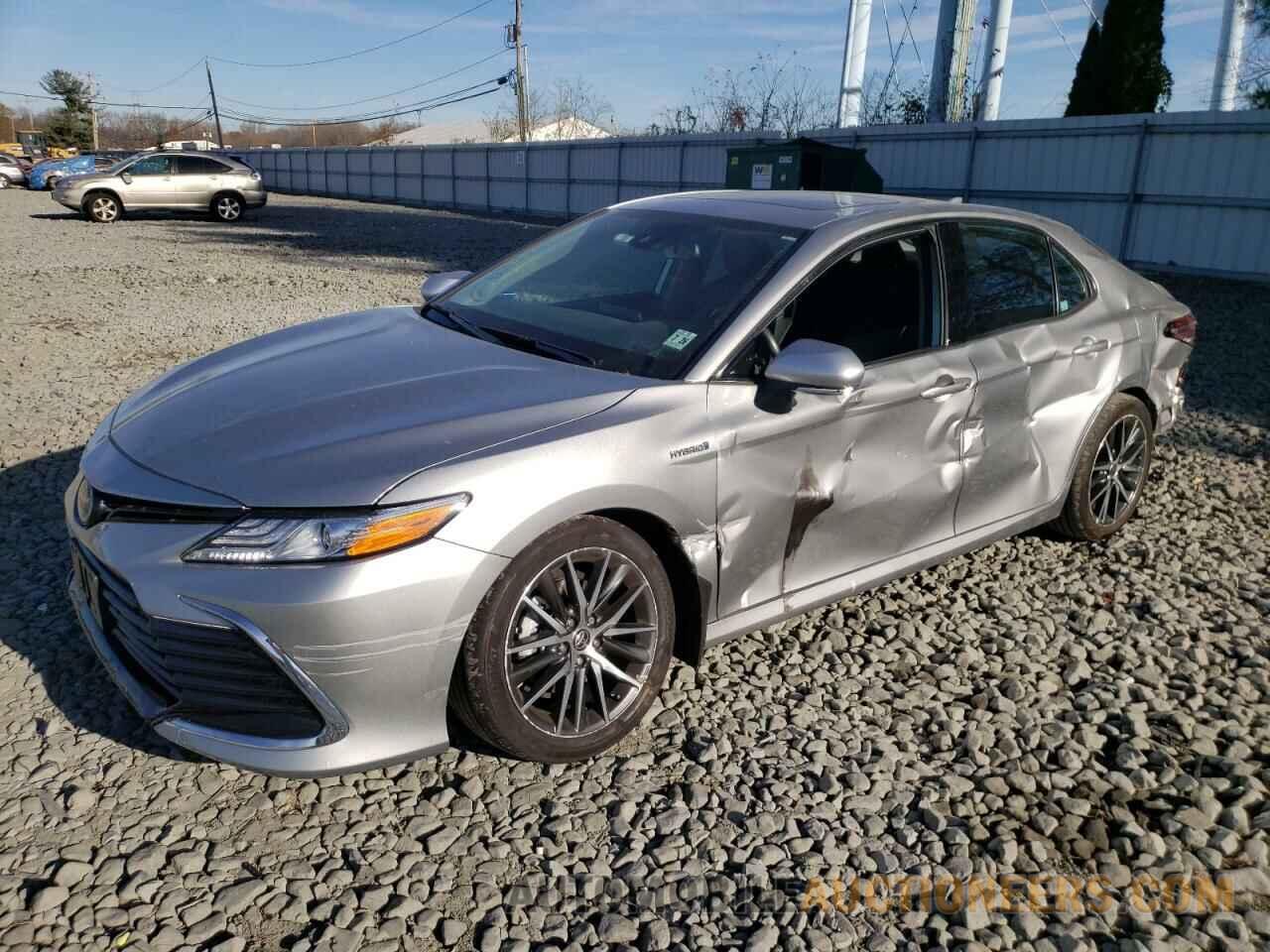 4T1F31AK5MU561215 TOYOTA CAMRY 2021