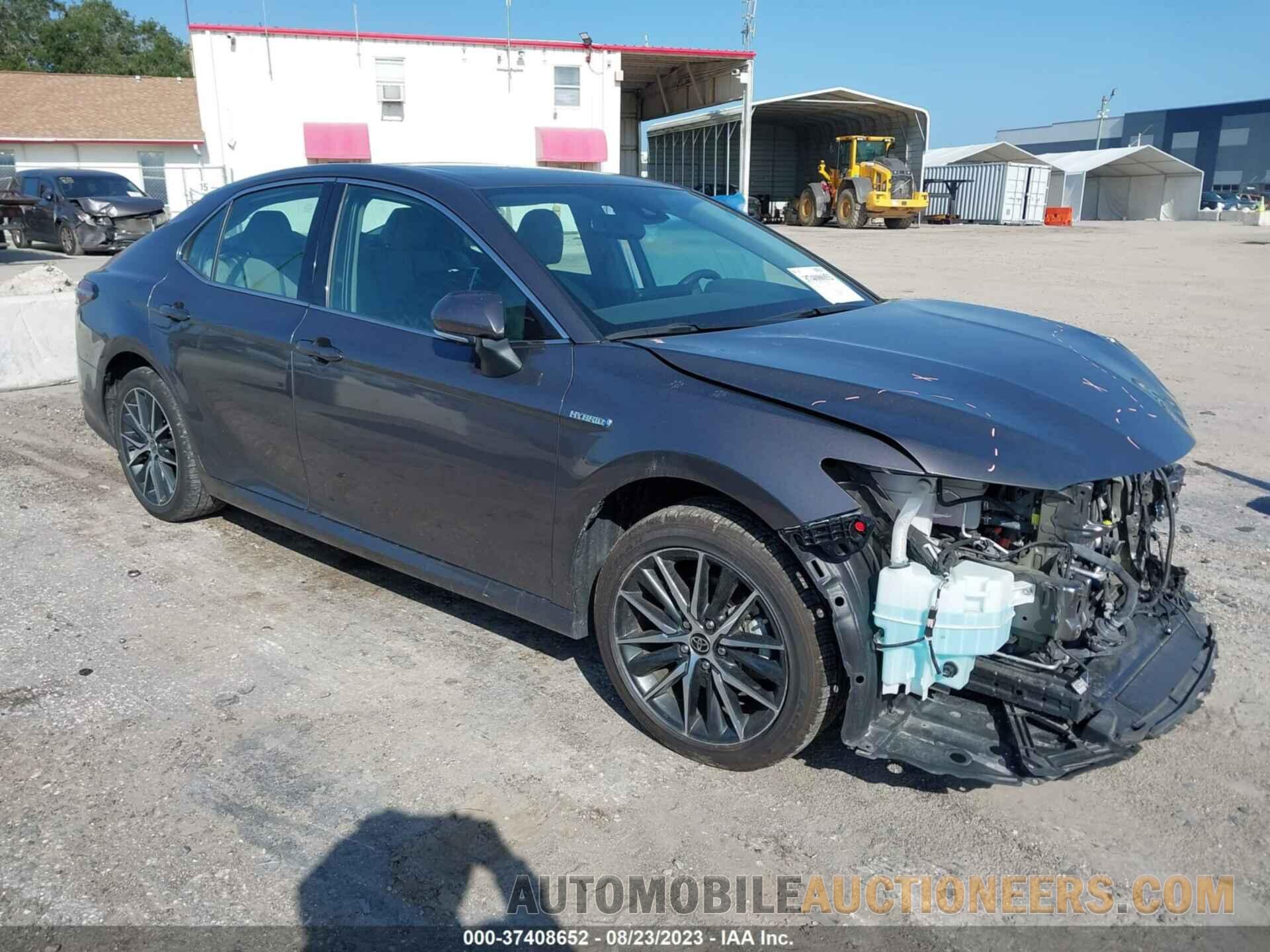 4T1F31AK8MU563864 TOYOTA CAMRY 2021