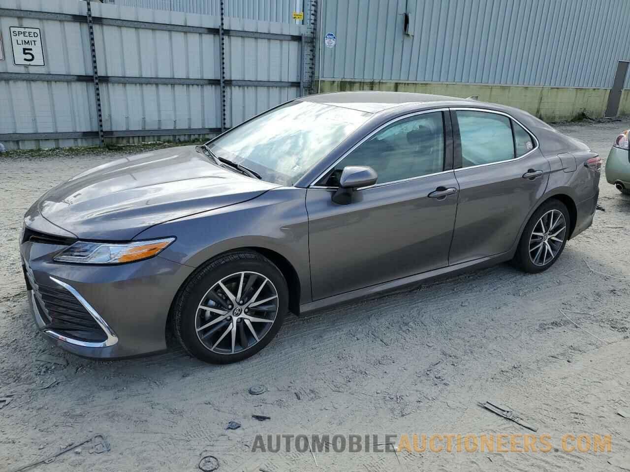 4T1F31AK8PU620133 TOYOTA CAMRY 2023