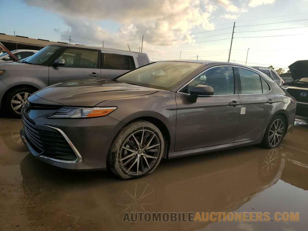 4T1F31AK8RU072198 TOYOTA CAMRY 2024