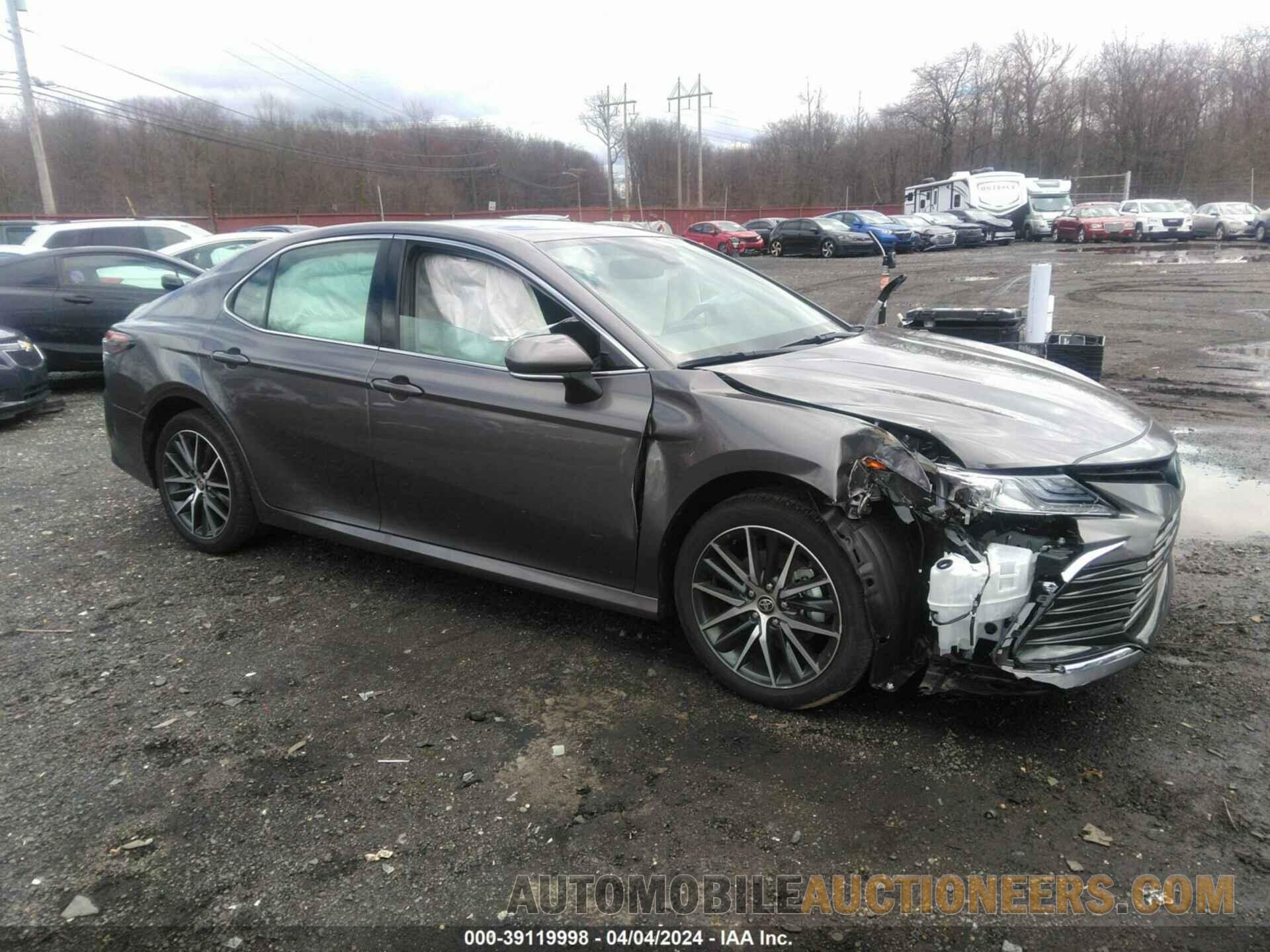 4T1F31AK8RU627201 TOYOTA CAMRY HYBRID 2024