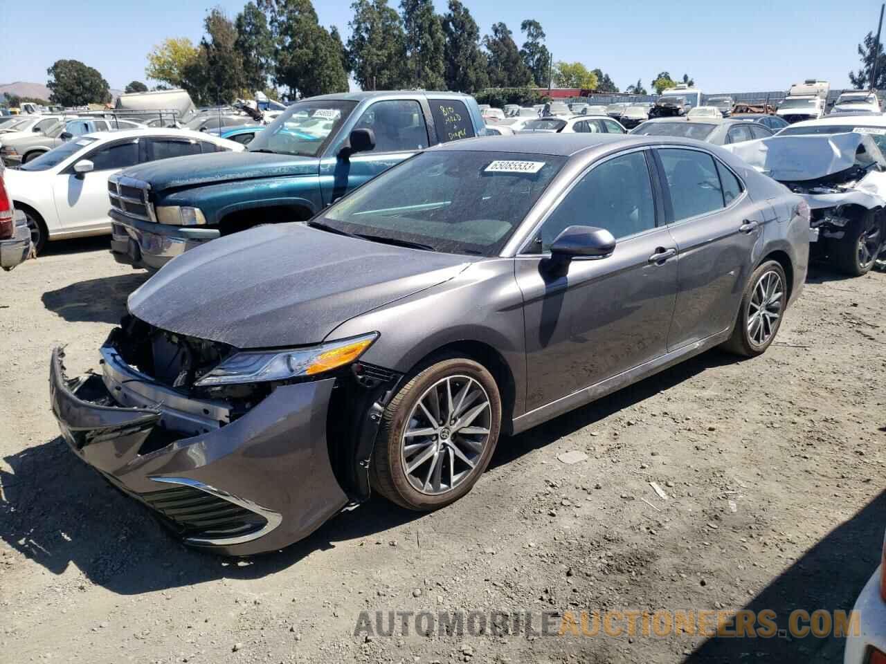 4T1F31AK9PU608833 TOYOTA CAMRY 2023