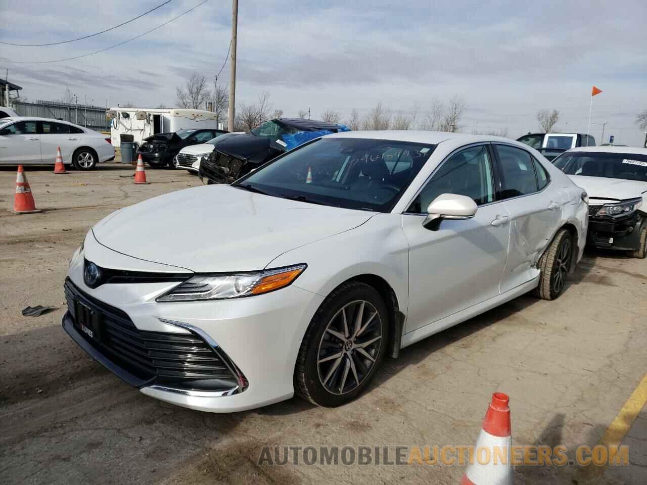 4T1F31AKXNU585608 TOYOTA CAMRY 2022