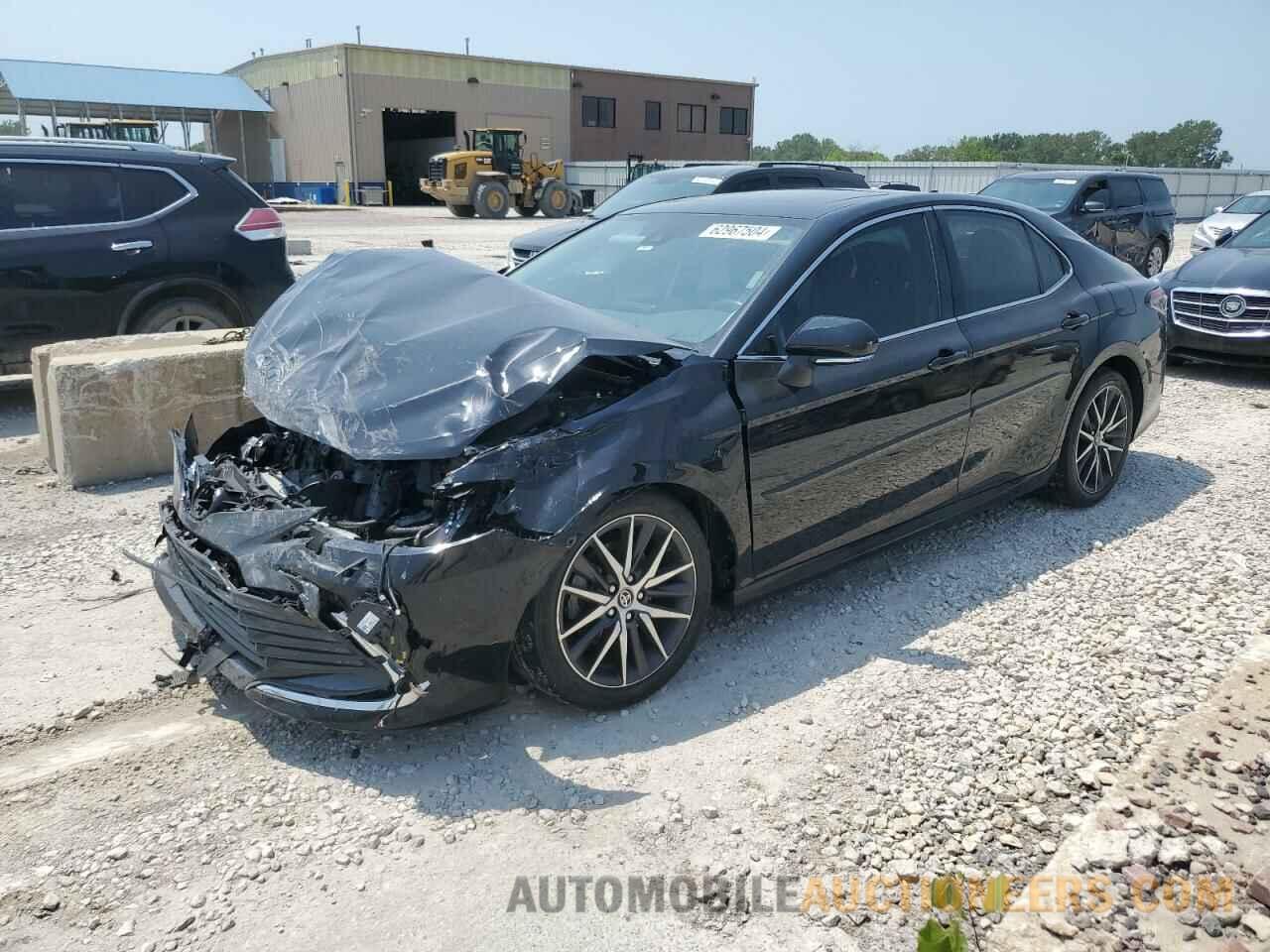 4T1F31AKXPU611868 TOYOTA CAMRY 2023