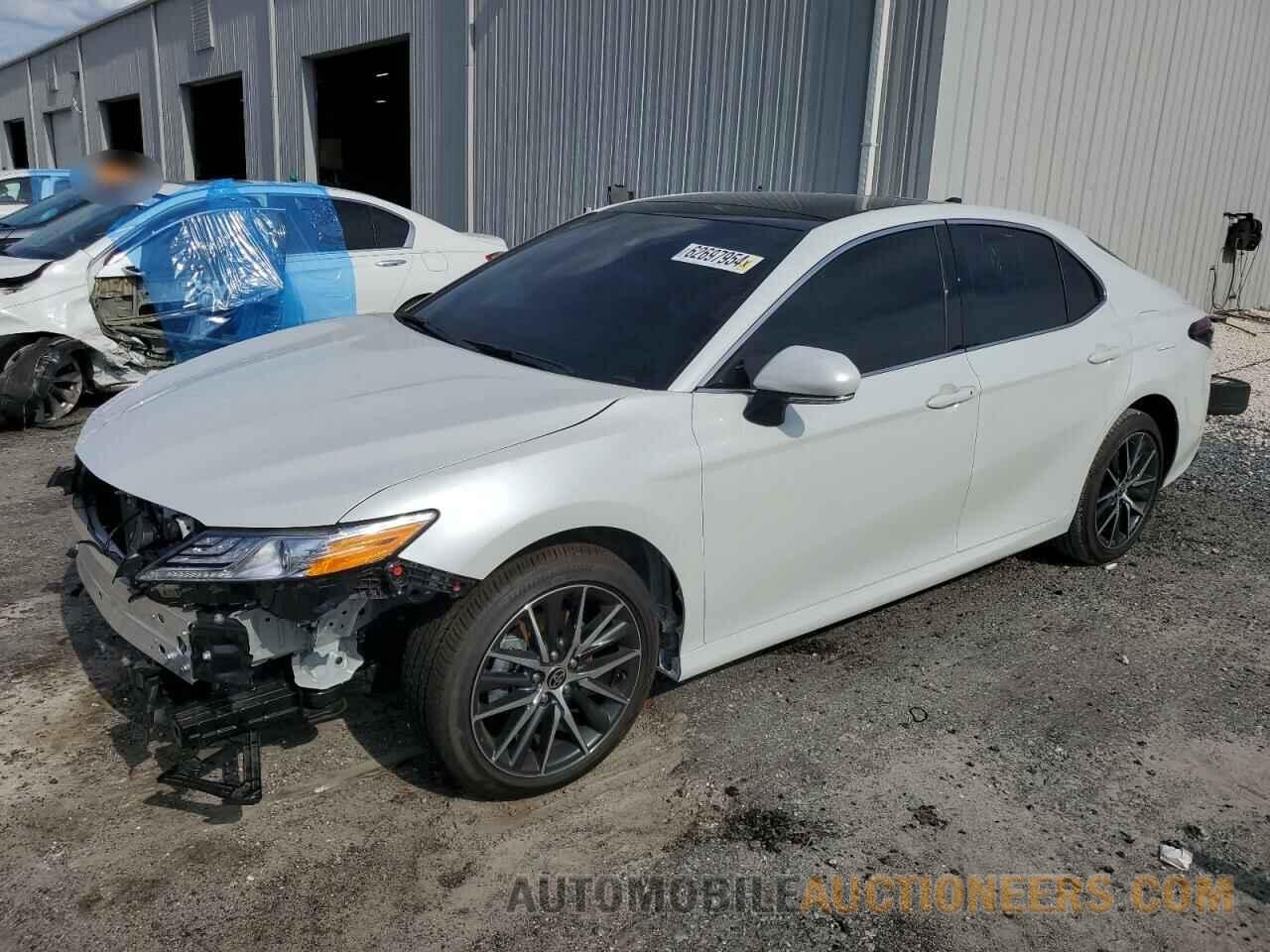 4T1FZ1AK2RU094289 TOYOTA CAMRY 2024