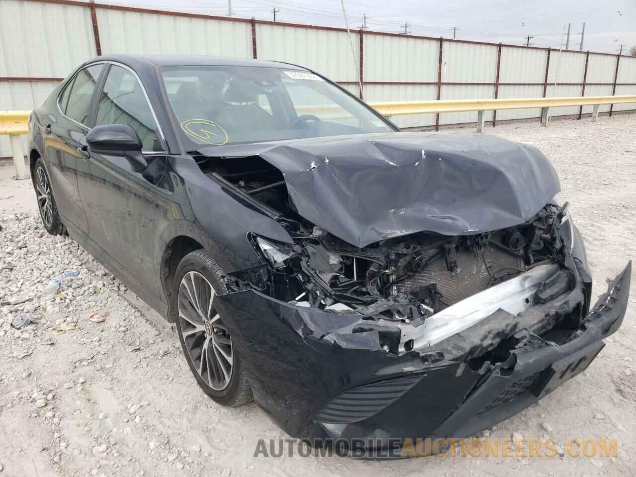 4T1G11AK0LU930975 TOYOTA CAMRY 2020