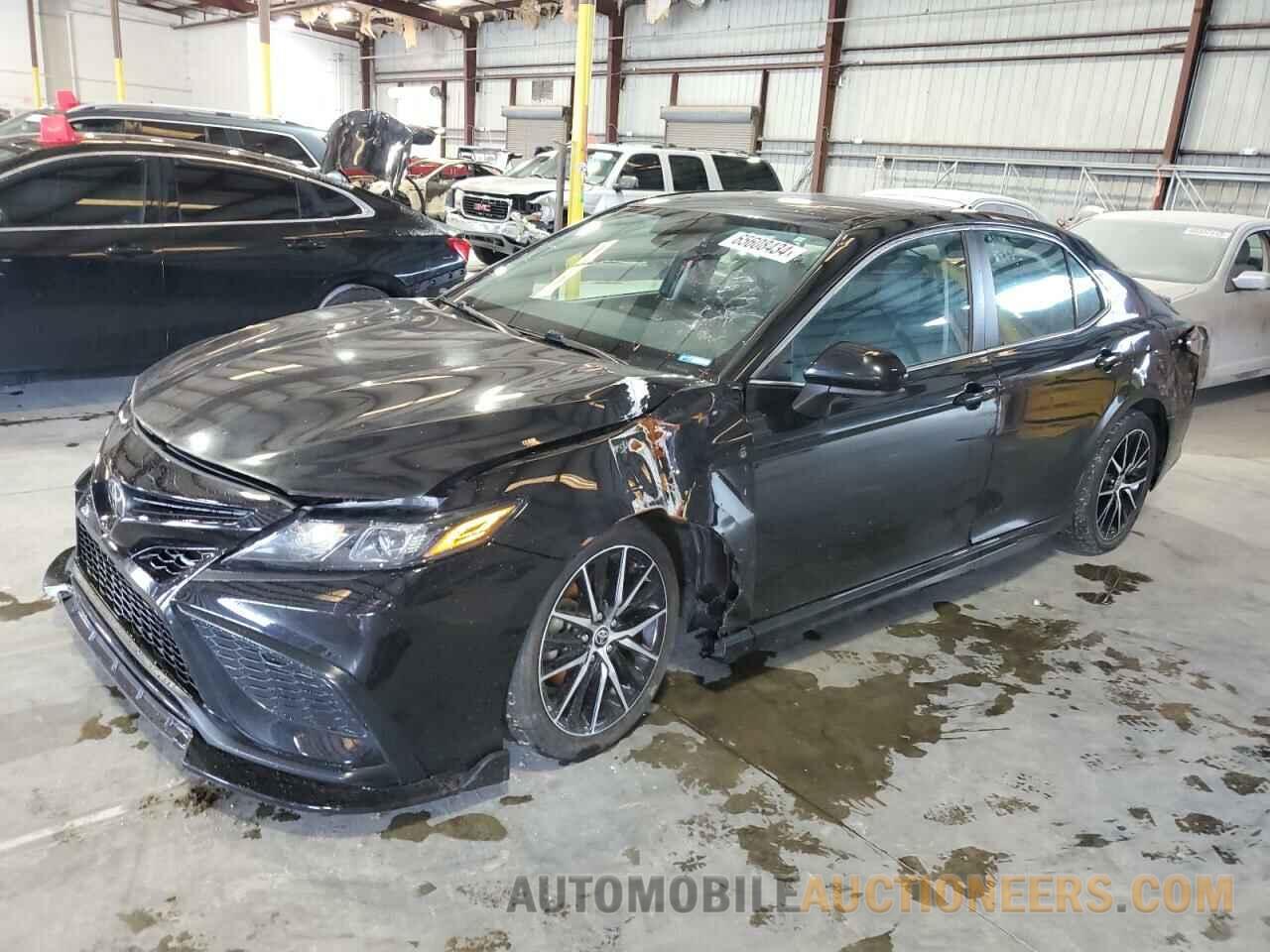 4T1G11AK0MU406999 TOYOTA CAMRY 2021