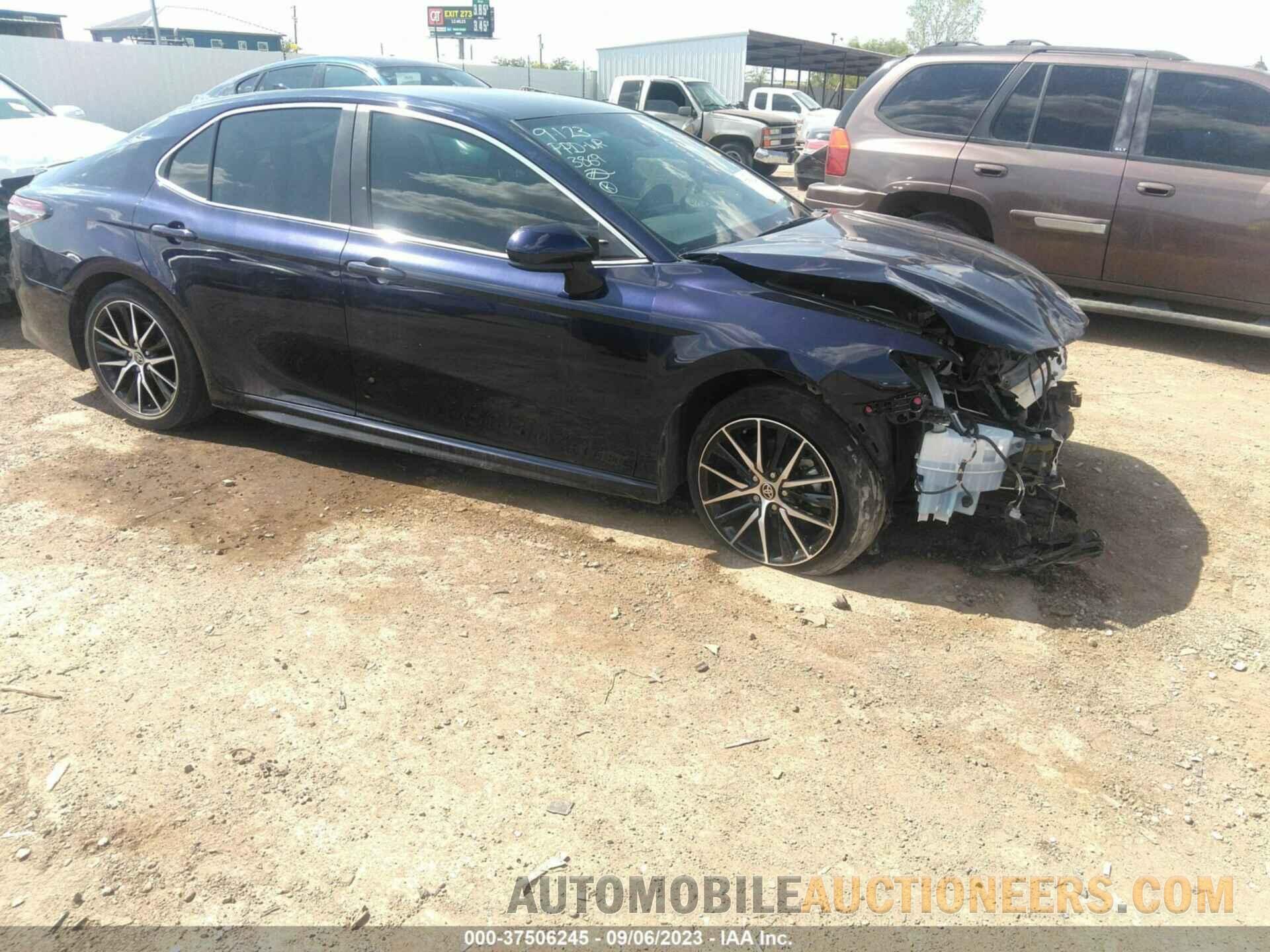 4T1G11AK0MU413869 TOYOTA CAMRY 2021