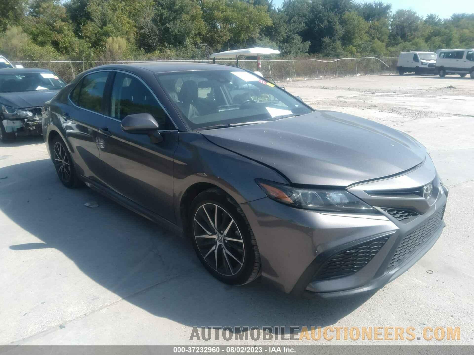 4T1G11AK0MU415086 TOYOTA CAMRY 2021