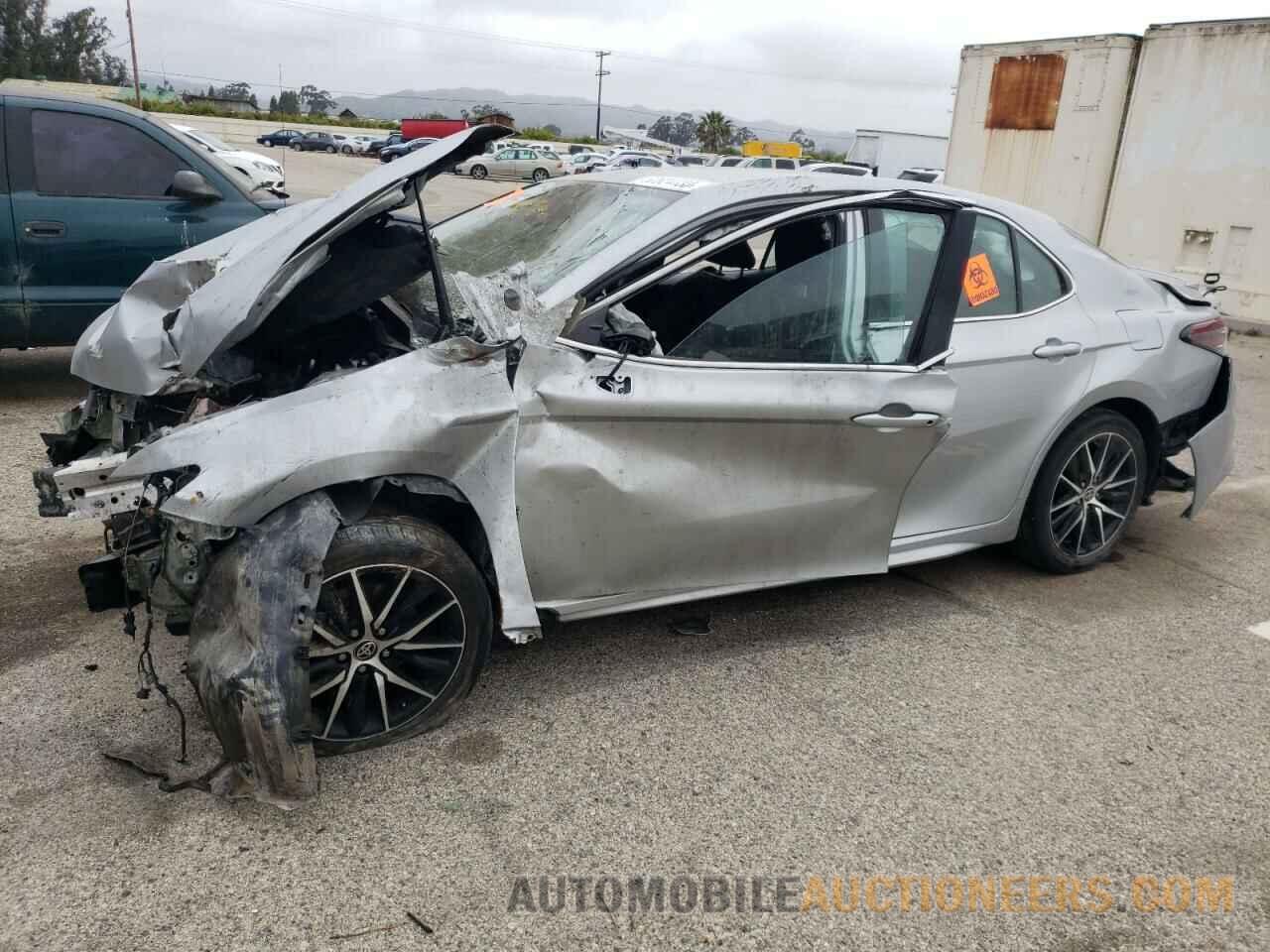 4T1G11AK0MU419333 TOYOTA CAMRY 2021