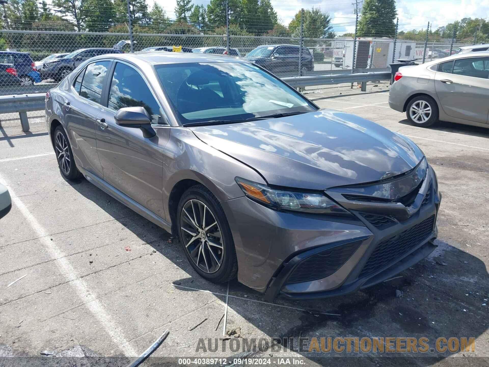 4T1G11AK0MU434091 TOYOTA CAMRY 2021