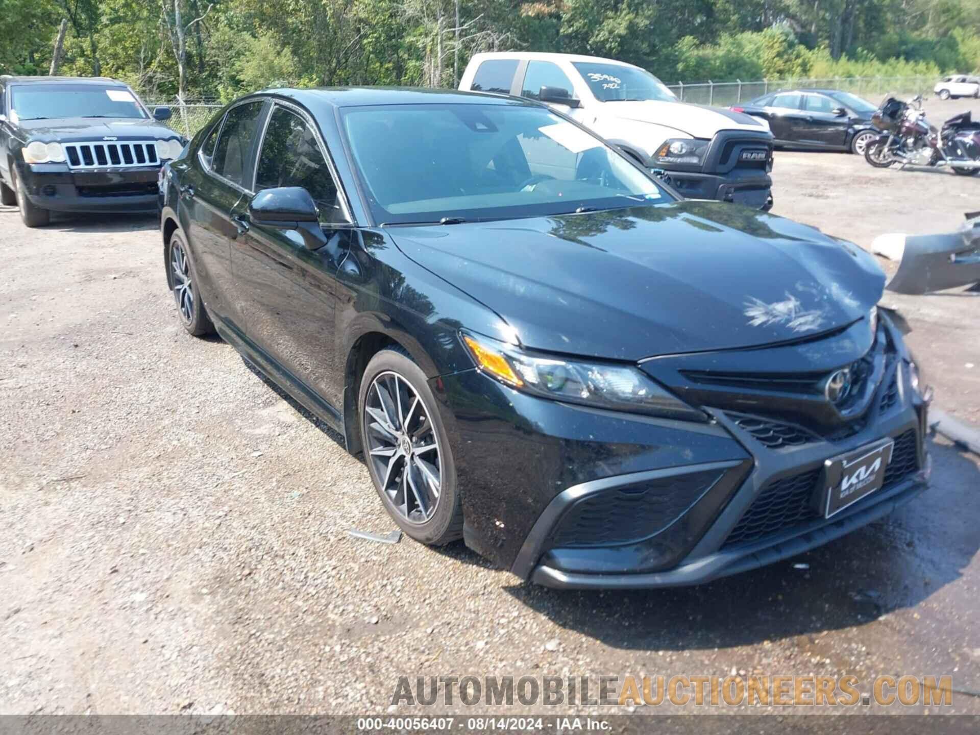 4T1G11AK0MU447360 TOYOTA CAMRY 2021