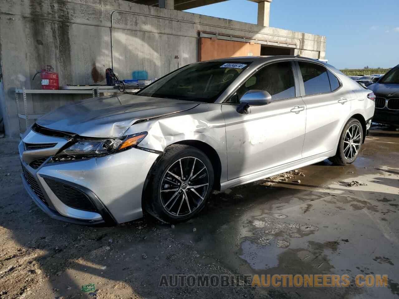 4T1G11AK0MU475093 TOYOTA CAMRY 2021