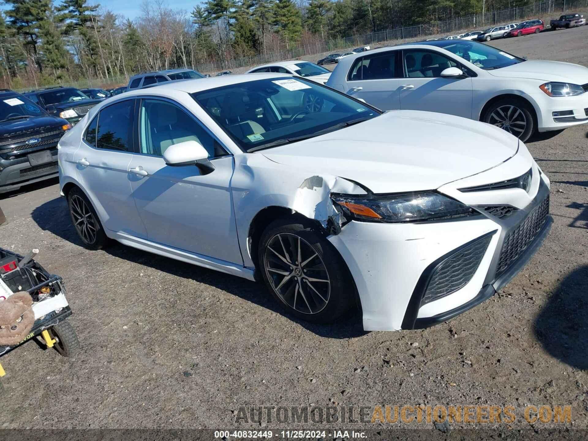 4T1G11AK0MU475594 TOYOTA CAMRY 2021