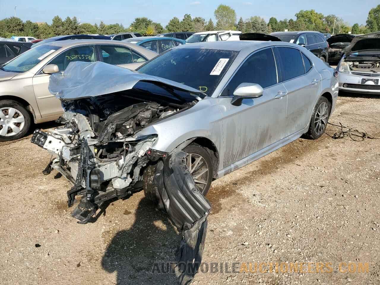 4T1G11AK0MU476034 TOYOTA CAMRY 2021