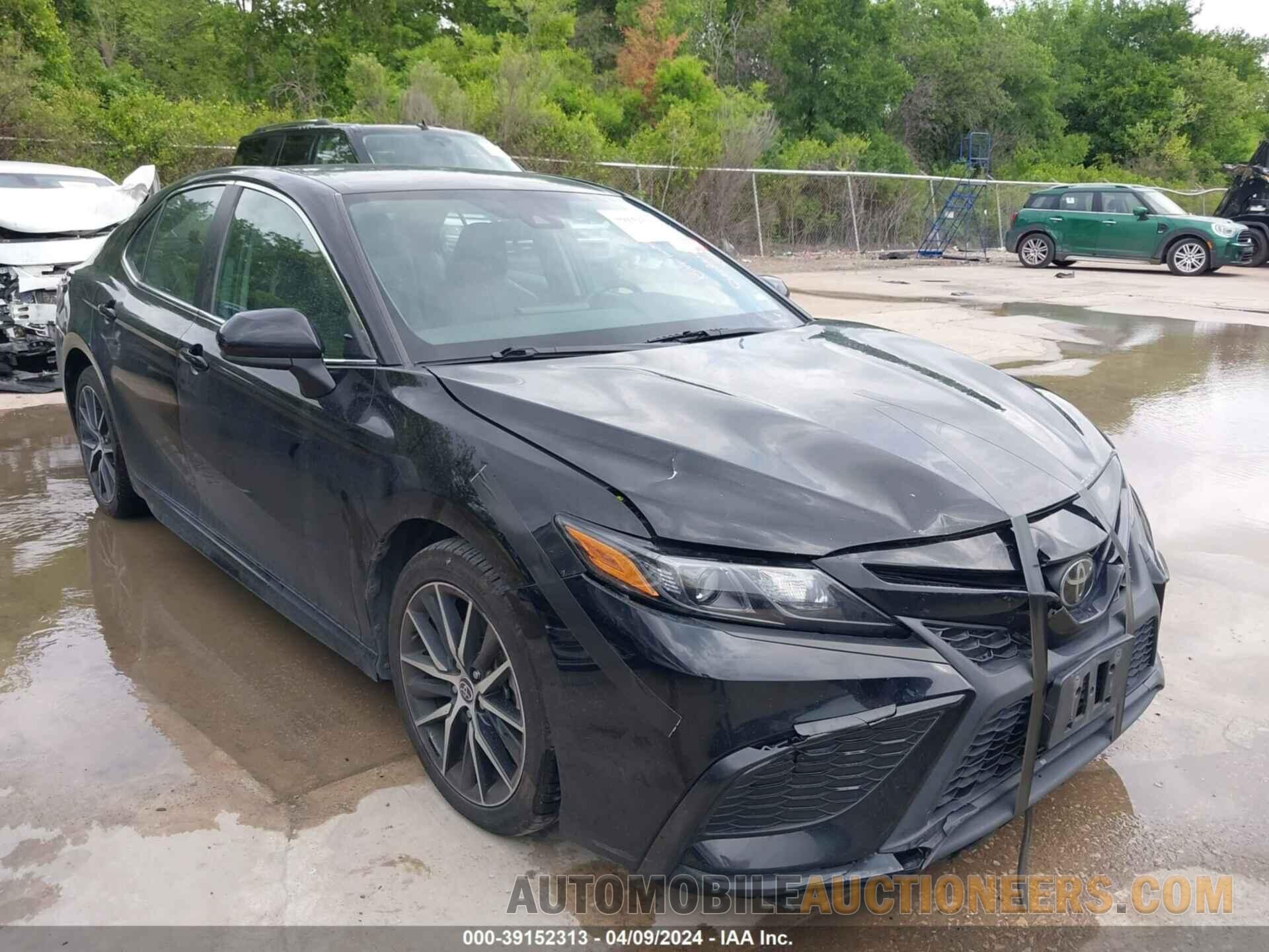 4T1G11AK0MU480147 TOYOTA CAMRY 2021