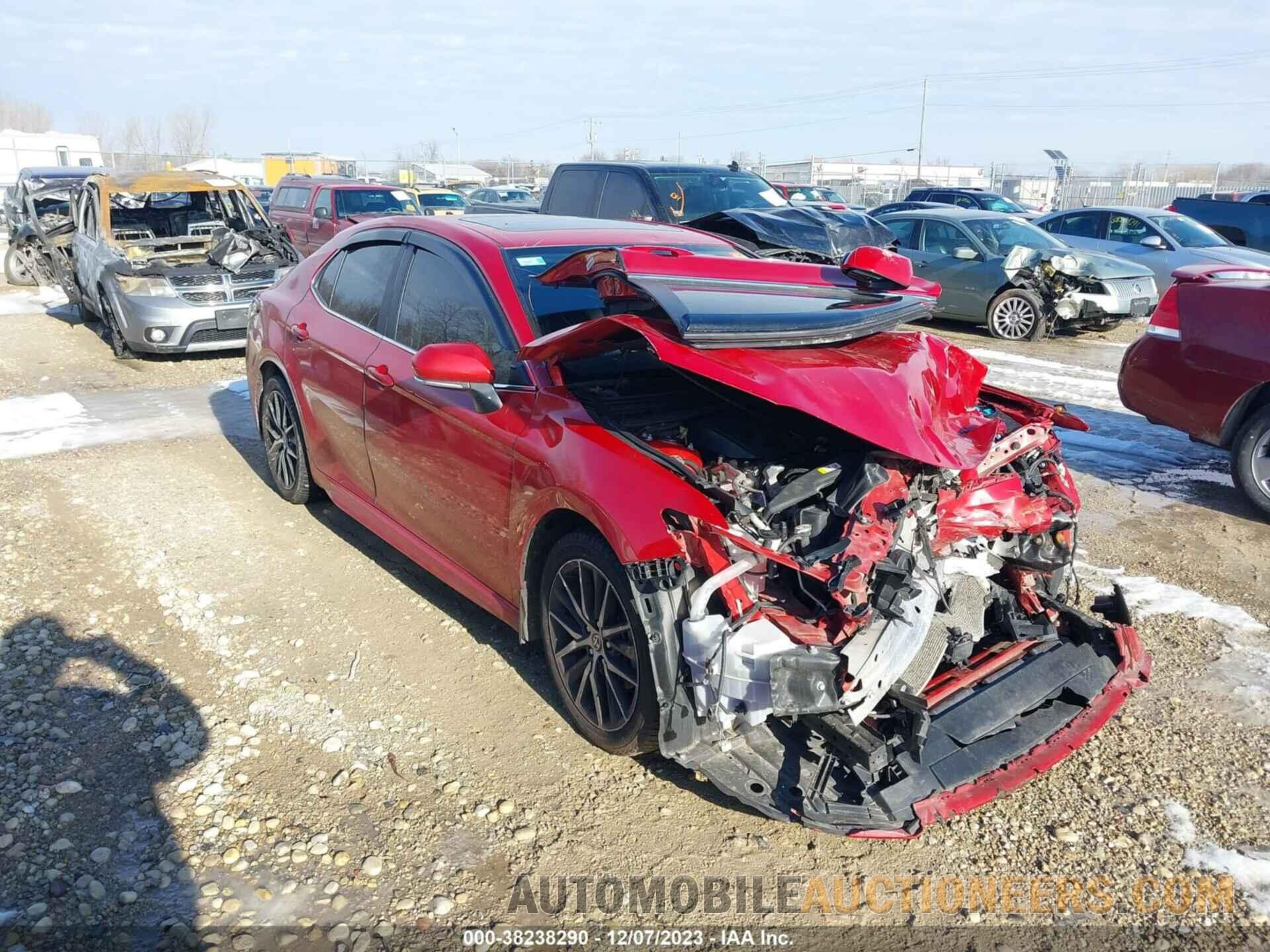 4T1G11AK0MU493447 TOYOTA CAMRY 2021