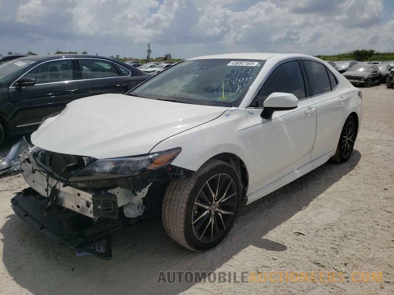 4T1G11AK0MU515446 TOYOTA CAMRY 2021