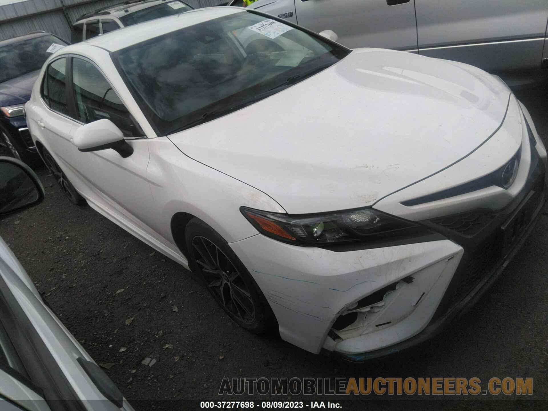 4T1G11AK0MU522090 TOYOTA CAMRY 2021