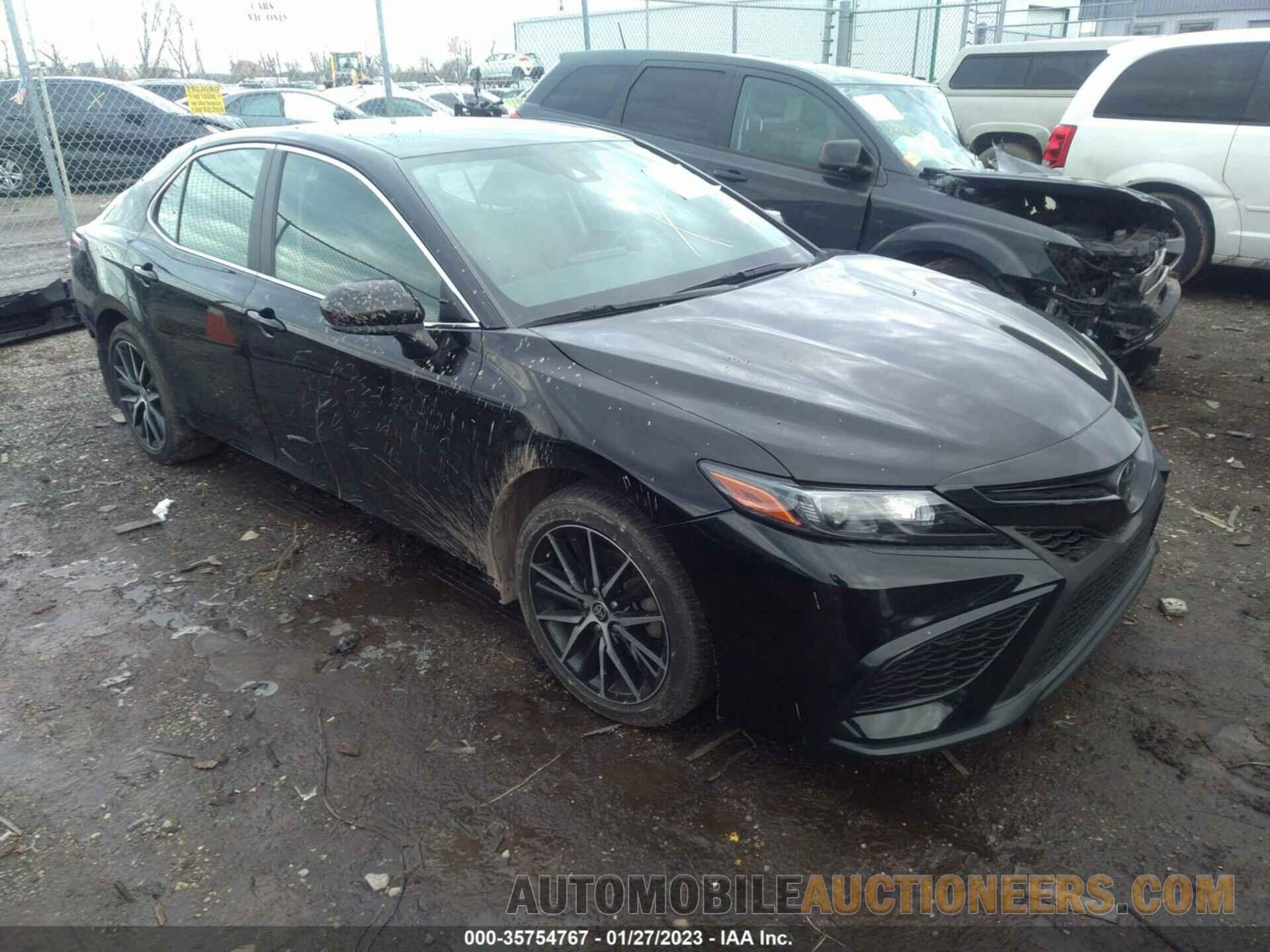 4T1G11AK0MU534076 TOYOTA CAMRY 2021