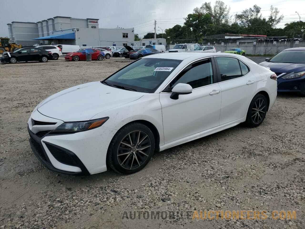 4T1G11AK0MU540248 TOYOTA CAMRY 2021