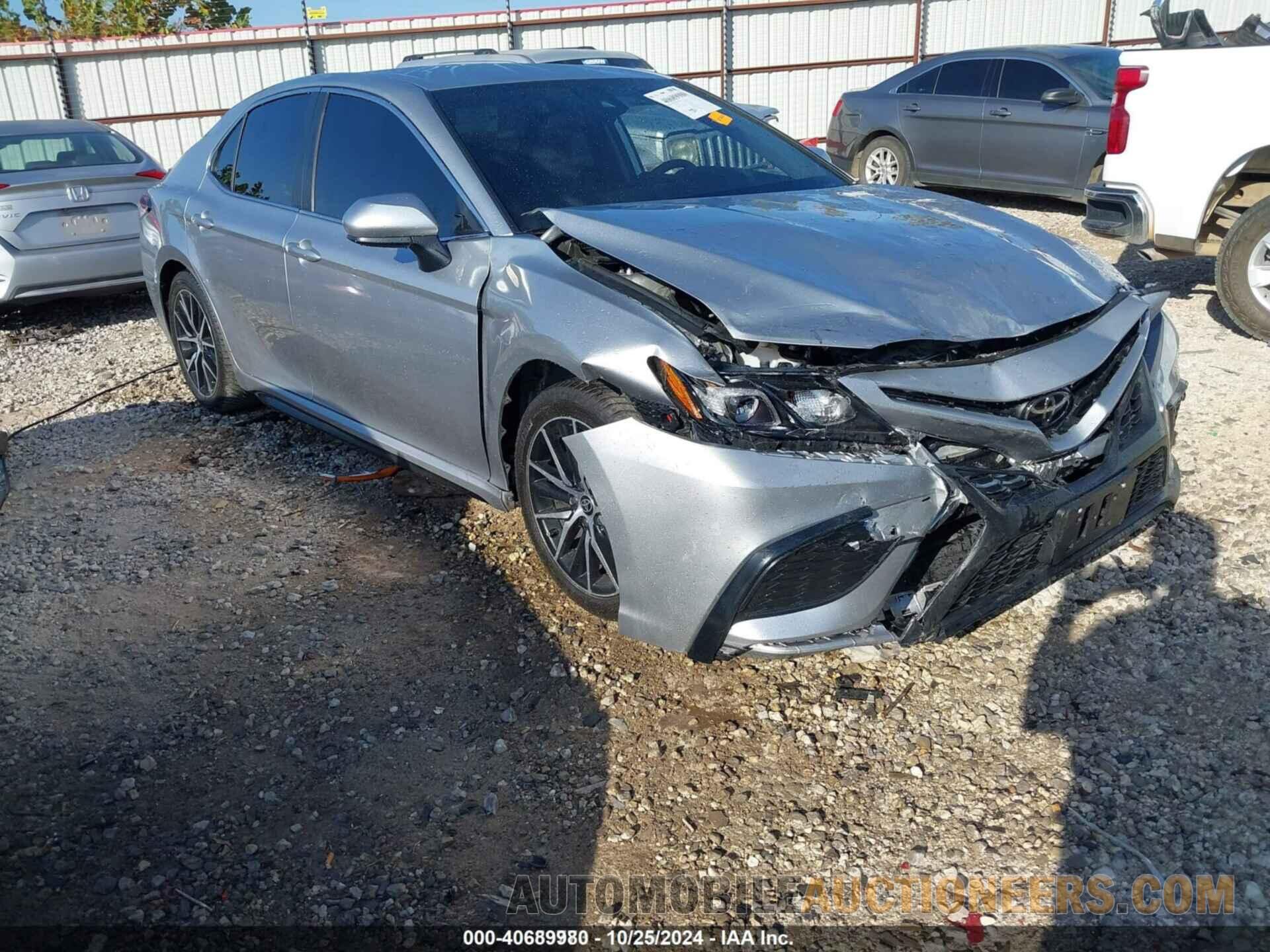 4T1G11AK0MU543490 TOYOTA CAMRY 2021