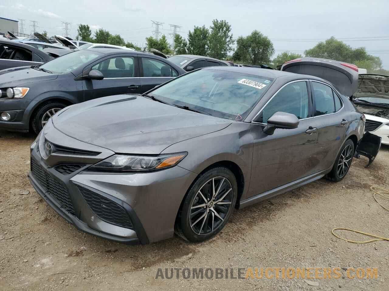 4T1G11AK0MU546051 TOYOTA CAMRY 2021