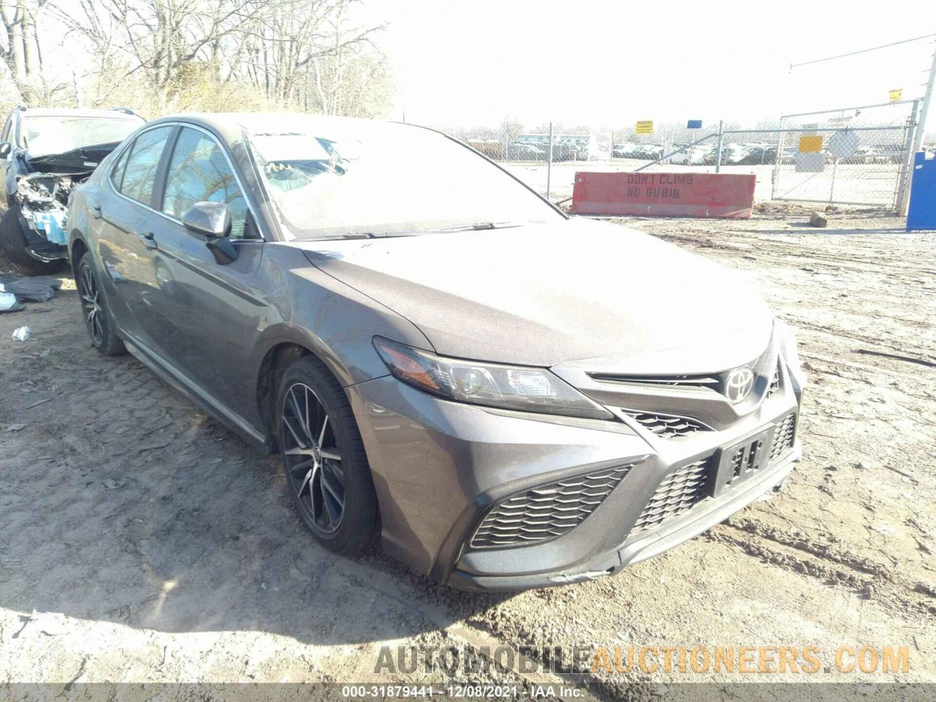 4T1G11AK0MU552903 TOYOTA CAMRY 2021