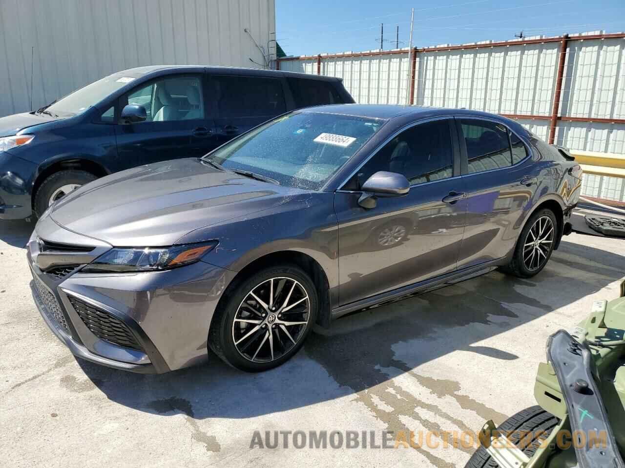 4T1G11AK0MU553534 TOYOTA CAMRY 2021