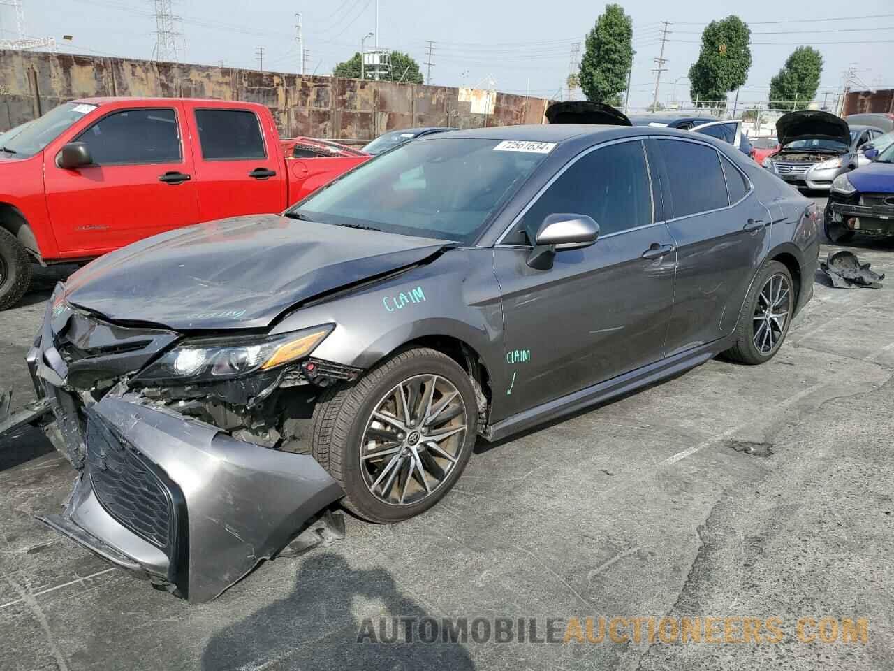 4T1G11AK0MU554554 TOYOTA CAMRY 2021