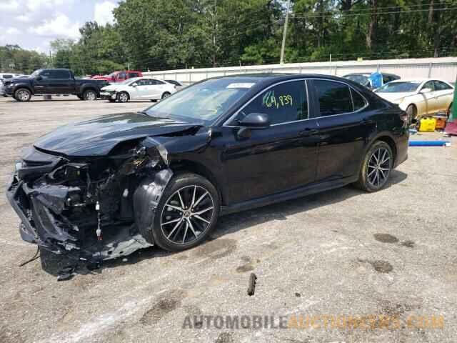 4T1G11AK0MU560628 TOYOTA CAMRY 2021