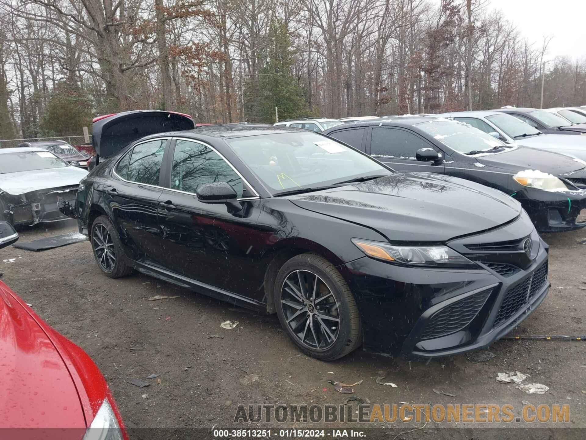 4T1G11AK0MU562508 TOYOTA CAMRY 2021