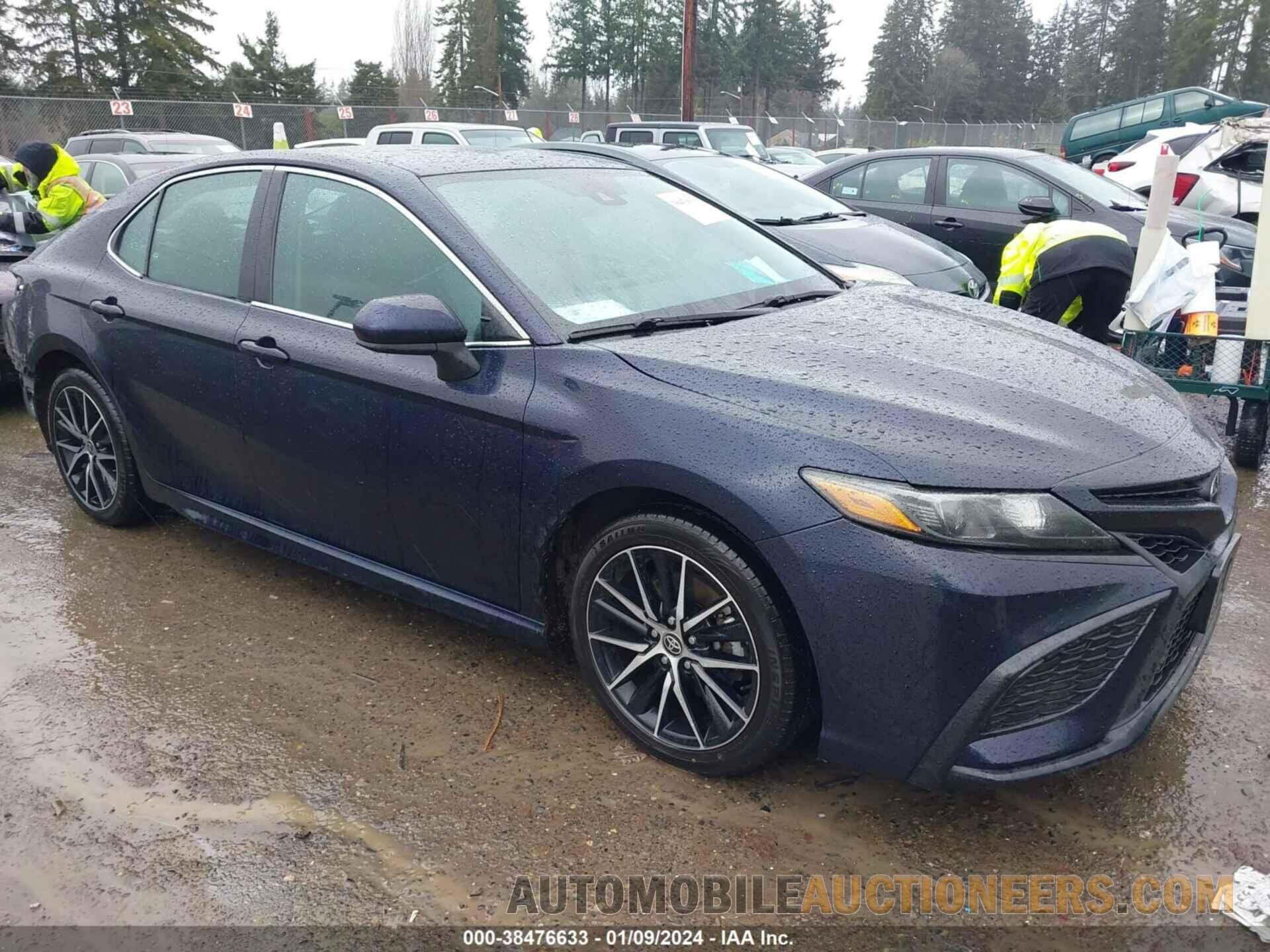 4T1G11AK0MU567157 TOYOTA CAMRY 2021