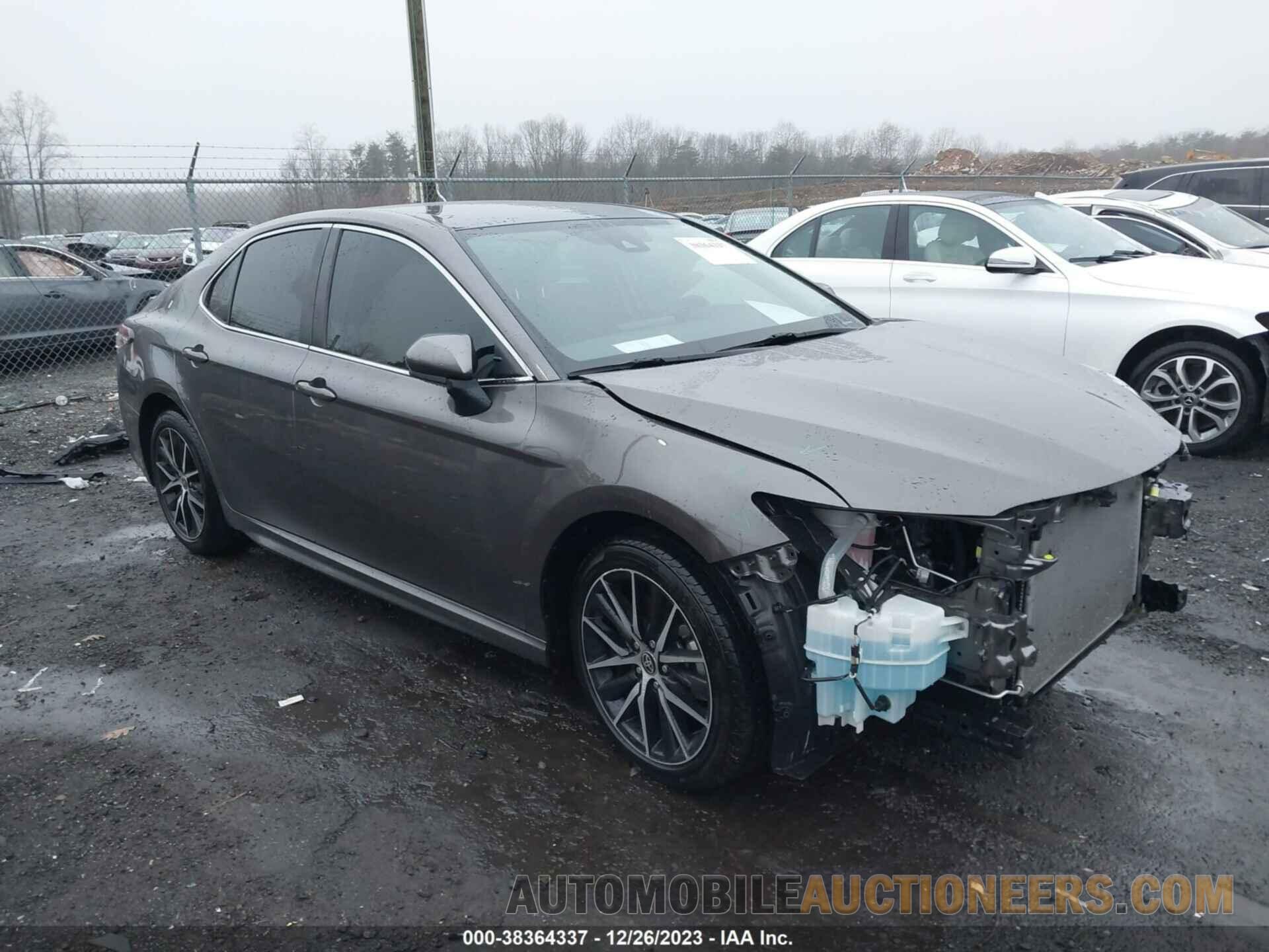 4T1G11AK0MU581687 TOYOTA CAMRY 2021