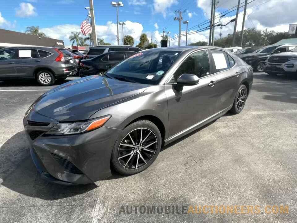 4T1G11AK0MU587778 Toyota Camry 2021