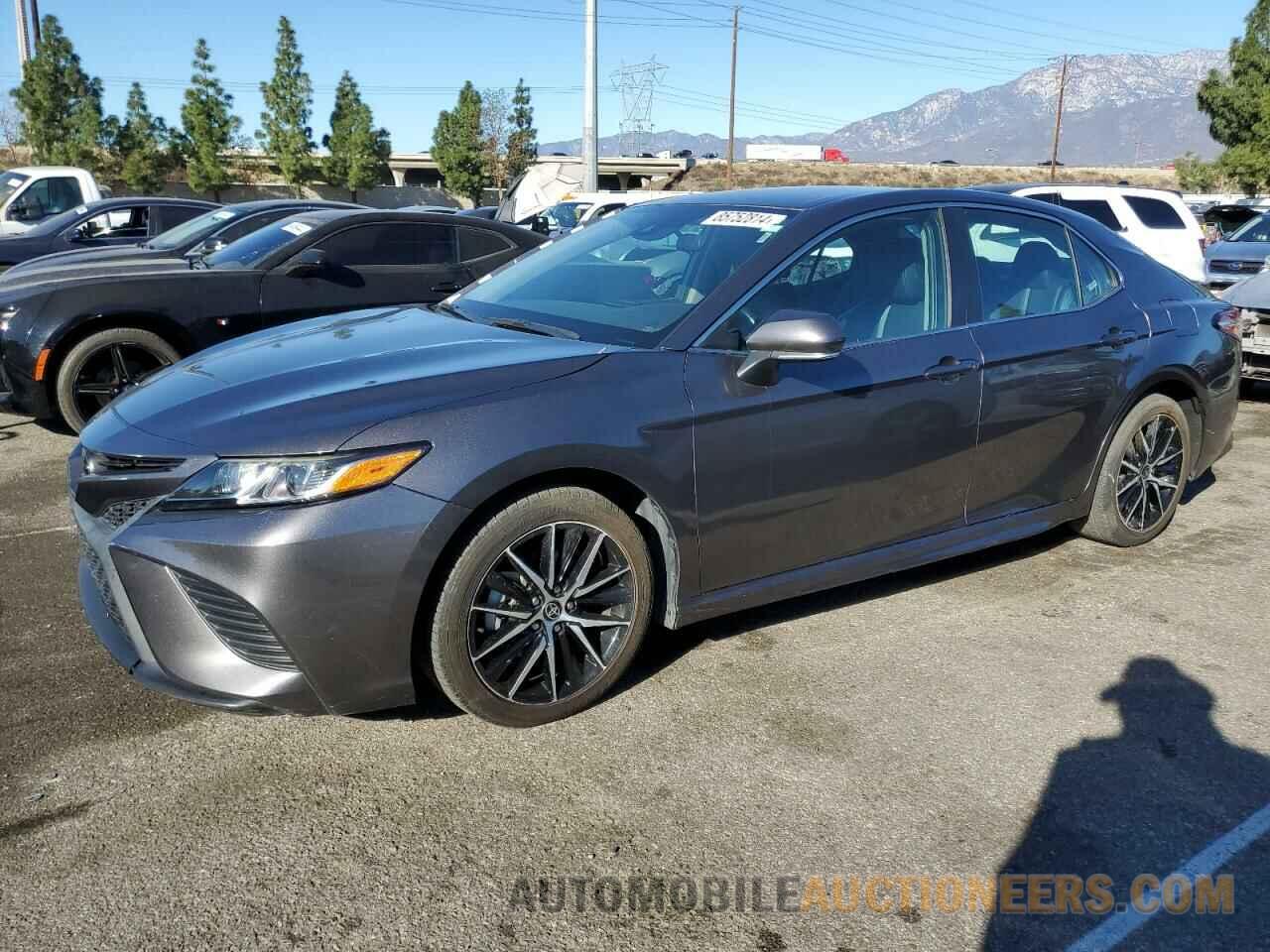 4T1G11AK0NU008807 TOYOTA CAMRY 2022