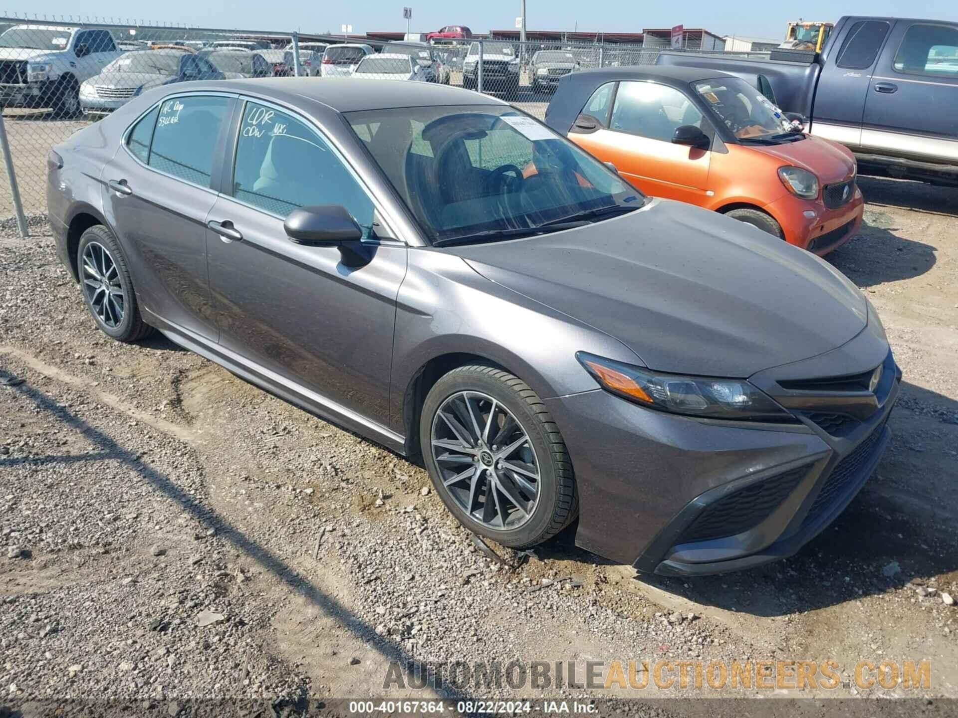 4T1G11AK0NU013019 TOYOTA CAMRY 2022