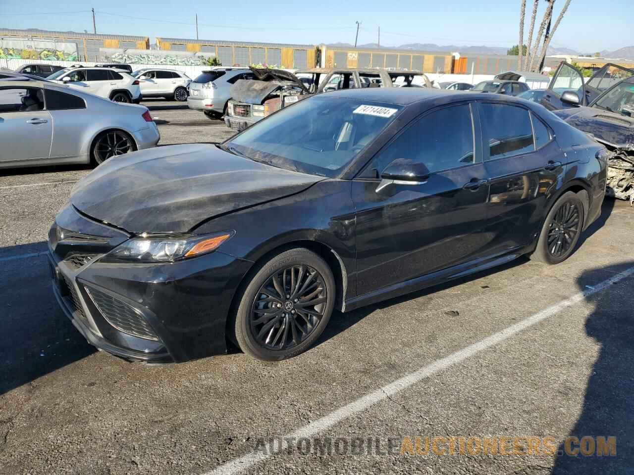 4T1G11AK0NU017569 TOYOTA CAMRY 2022