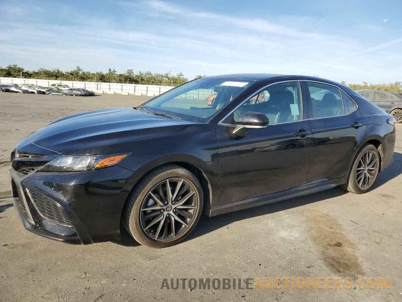 4T1G11AK0NU052838 TOYOTA CAMRY 2022