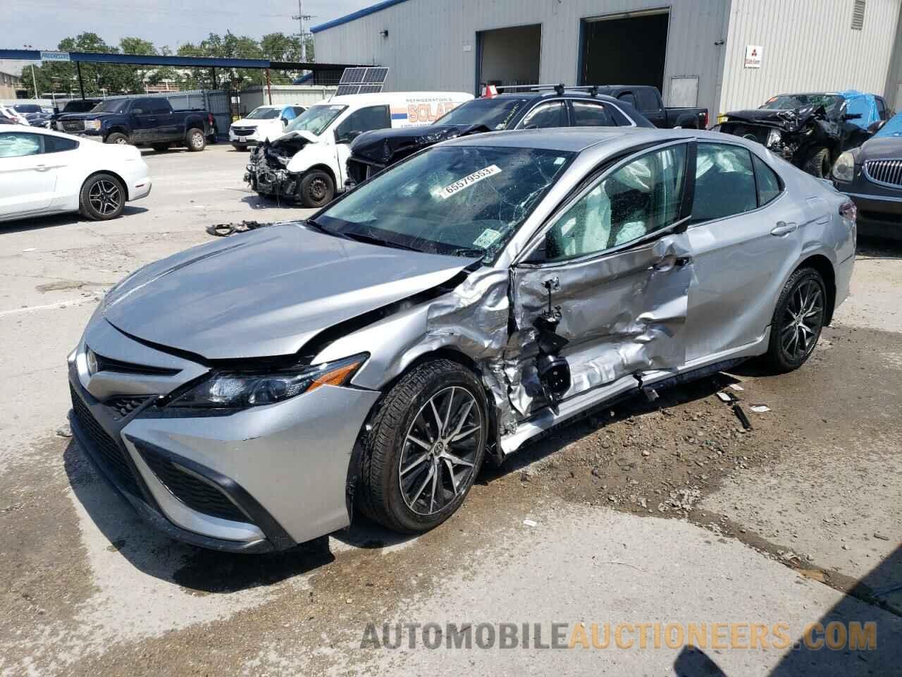 4T1G11AK0NU623437 TOYOTA CAMRY 2022