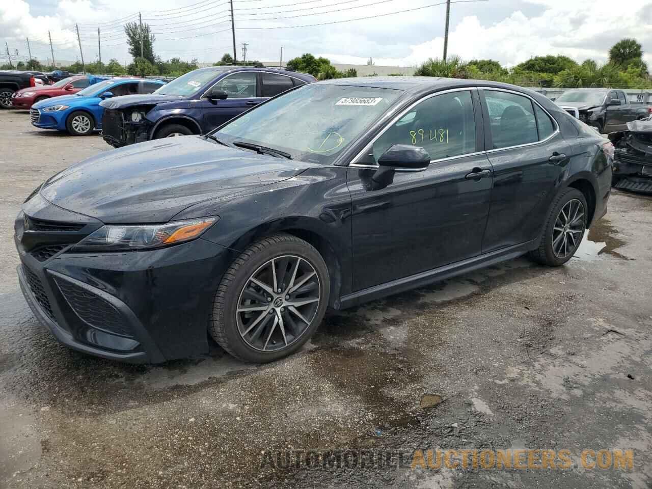 4T1G11AK0NU648127 TOYOTA CAMRY 2022