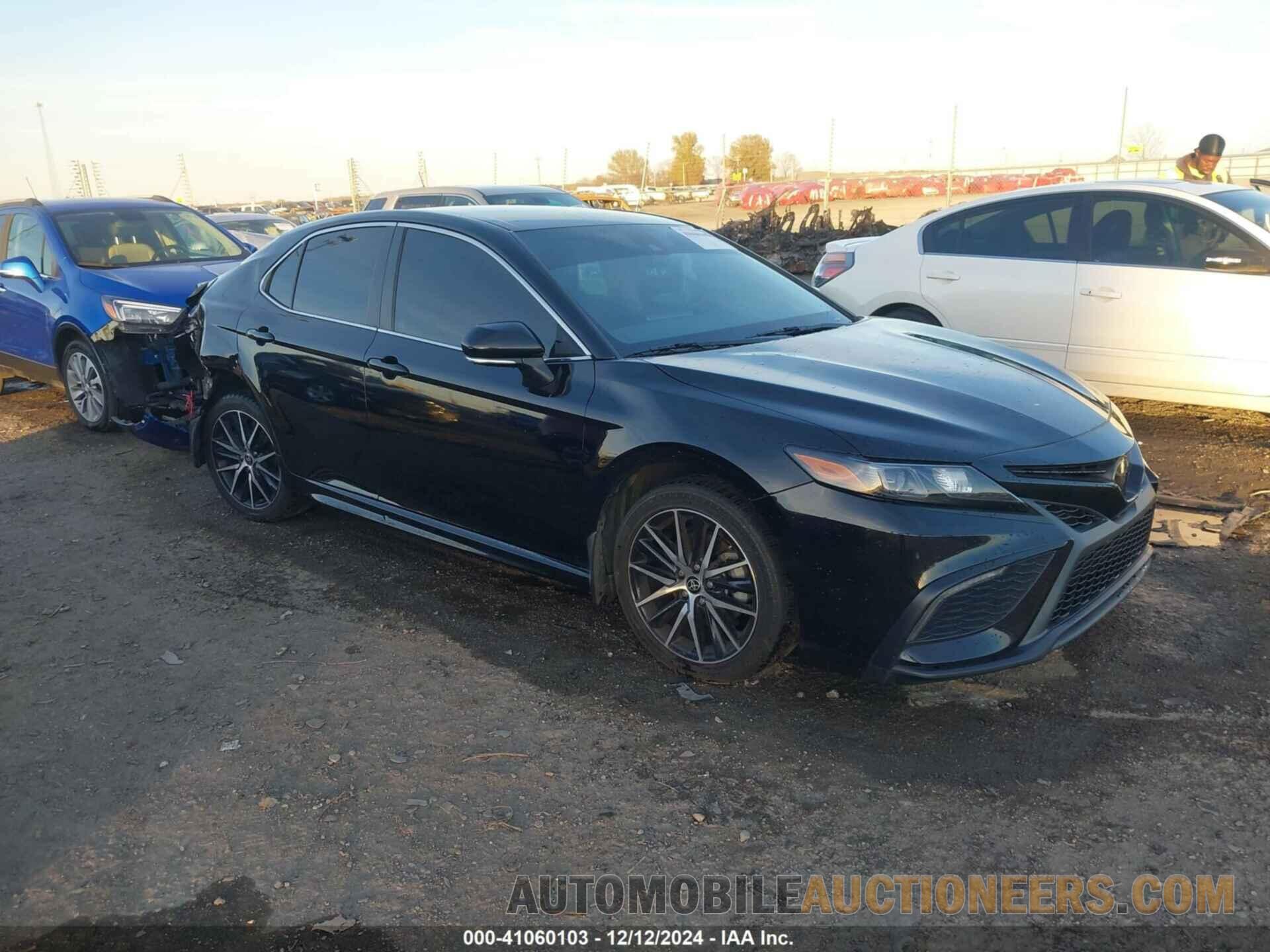 4T1G11AK0NU650797 TOYOTA CAMRY 2022