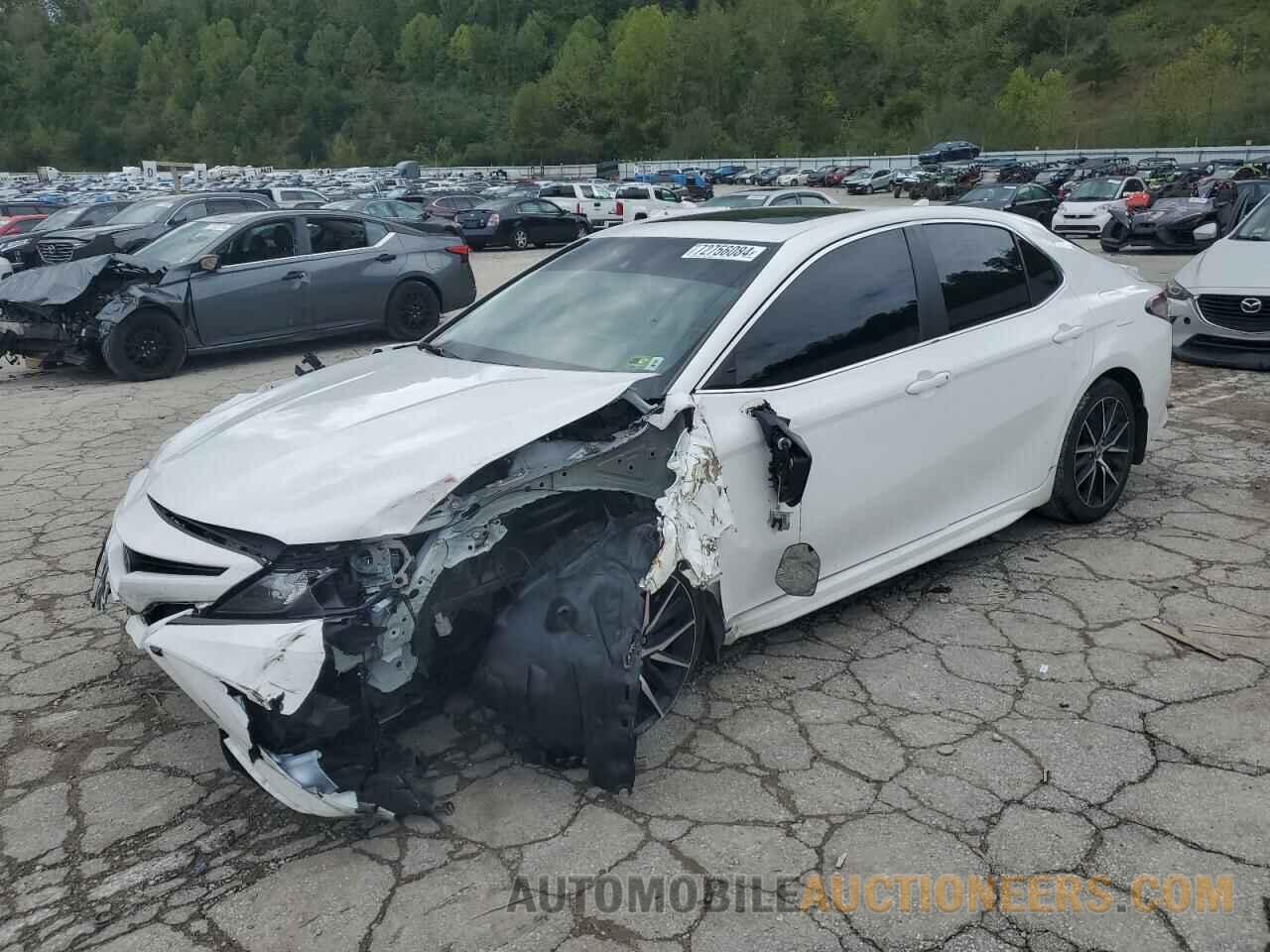 4T1G11AK0NU654199 TOYOTA CAMRY 2022