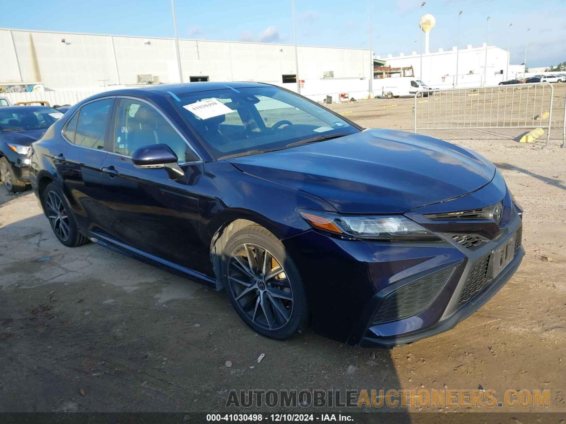 4T1G11AK0NU654266 TOYOTA CAMRY 2022